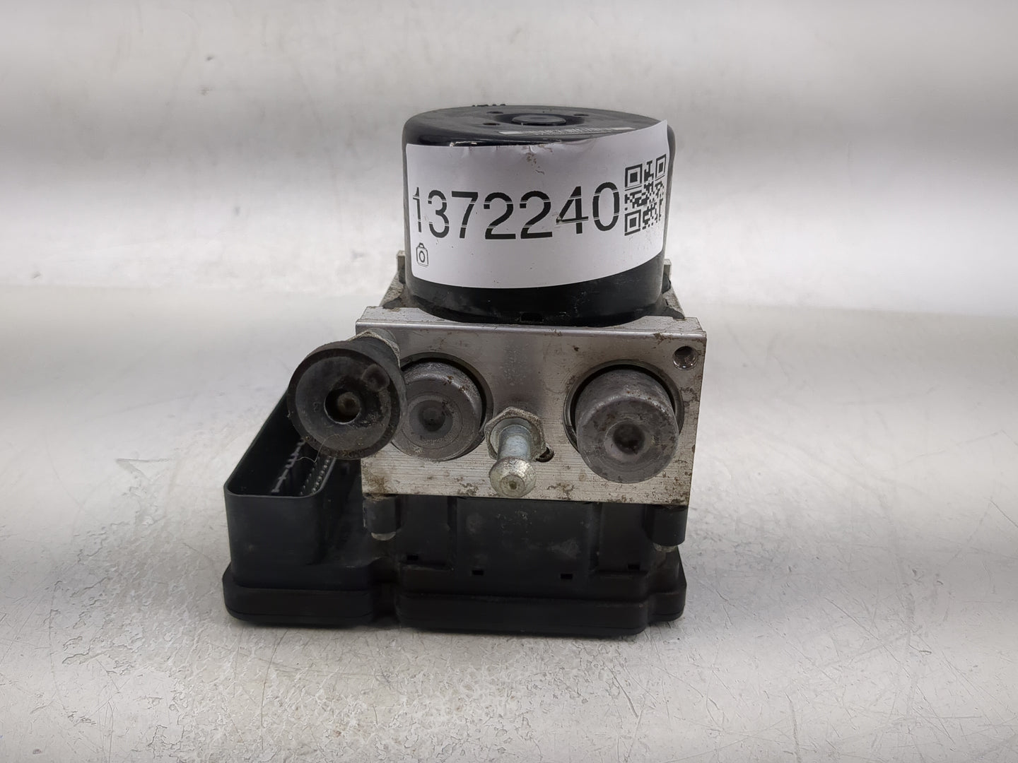 2007 Jeep Grand Cherokee ABS Pump Control Module Replacement P/N:P52124492AC Fits OEM Used Auto Parts - Oemusedautoparts1.co