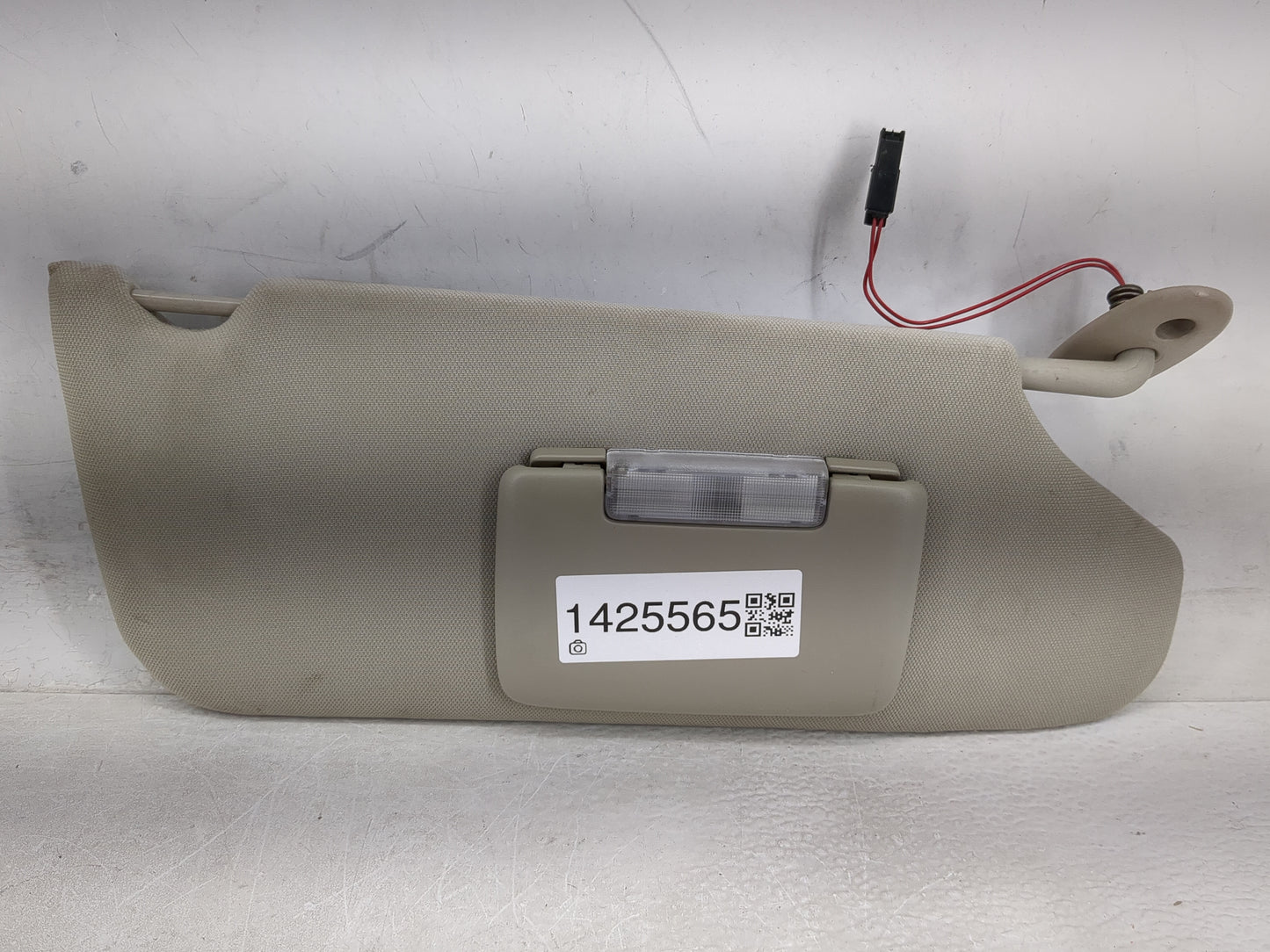 2005-2010 Jeep Grand Cherokee Sun Visor Shade Replacement Passenger Right Mirror Fits Fits 2005 2006 2007 2008 2009 2010 OEM