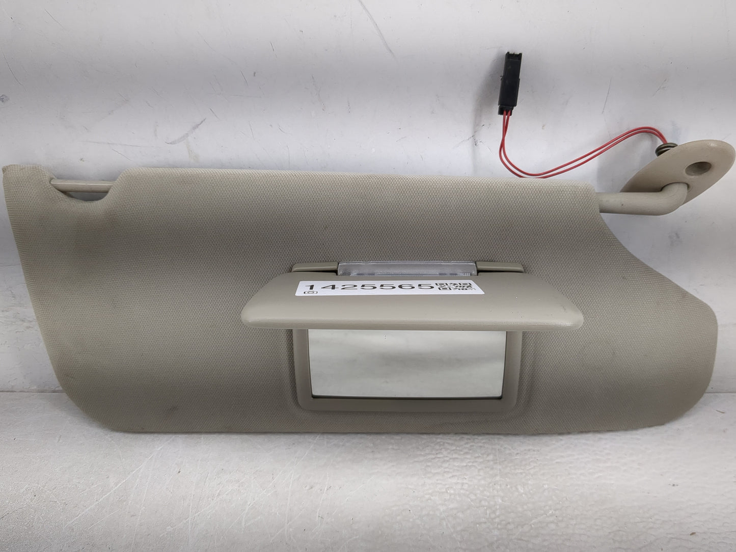 2005-2010 Jeep Grand Cherokee Sun Visor Shade Replacement Passenger Right Mirror Fits Fits 2005 2006 2007 2008 2009 2010 OEM