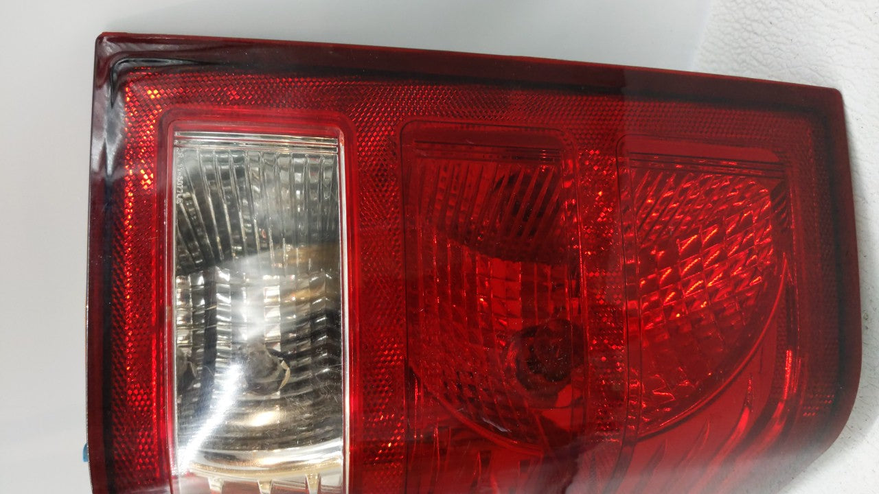 2007-2010 Jeep Grand Cherokee Tail Light Assembly Passenger Right OEM Fits Fits 2007 2008 2009 2010 OEM Used Auto Parts - Oe
