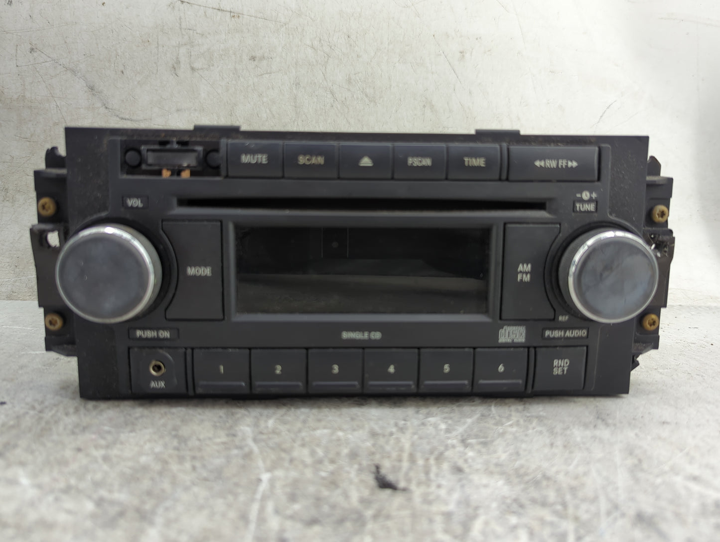2007 Jeep Grand Cherokee Radio AM FM Cd Player Receiver Replacement P/N:P05064171AH Fits OEM Used Auto Parts - Oemusedautopa