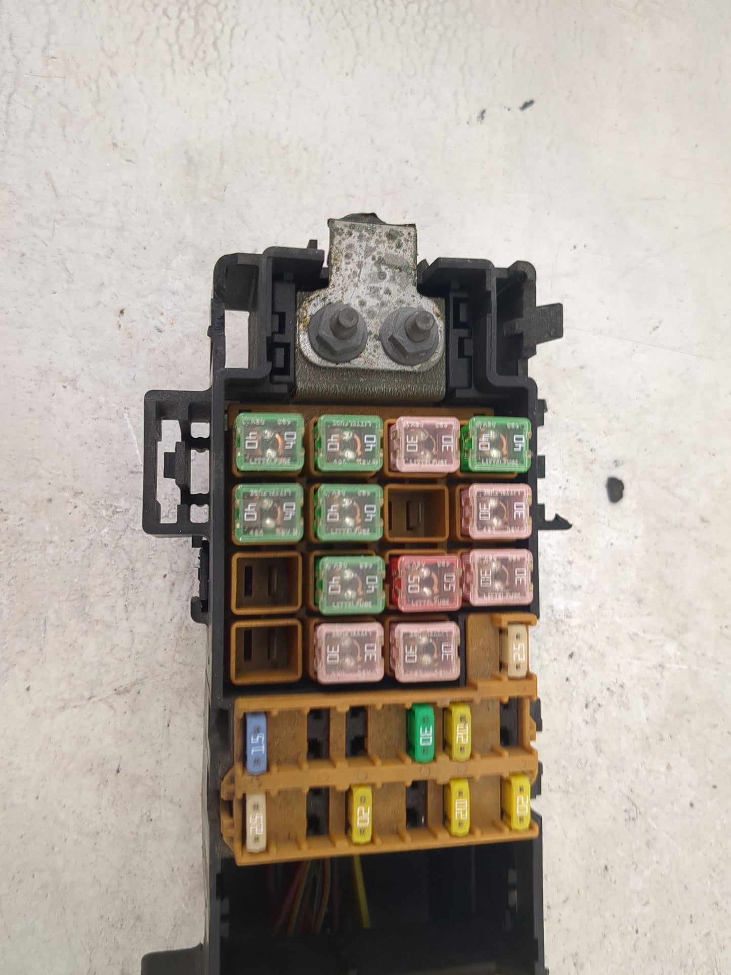 2007 Jeep Grand Cherokee Fusebox Fuse Box Panel Relay Module P/N:4671168E 72472V Fits OEM Used Auto Parts - Oemusedautoparts