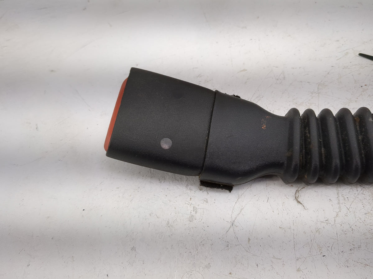 2005-2010 Jeep Grand Cherokee Passenger Front Seatbelt Buckle Black - Oemusedautoparts1.com