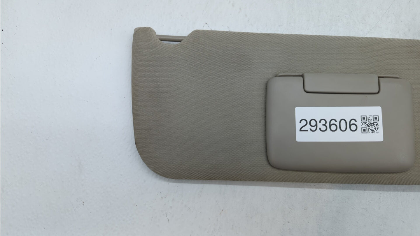 2005-2010 Jeep Grand Cherokee Sun Visor Shade Replacement Passenger Right Mirror Fits Fits 2005 2006 2007 2008 2009 2010 OEM