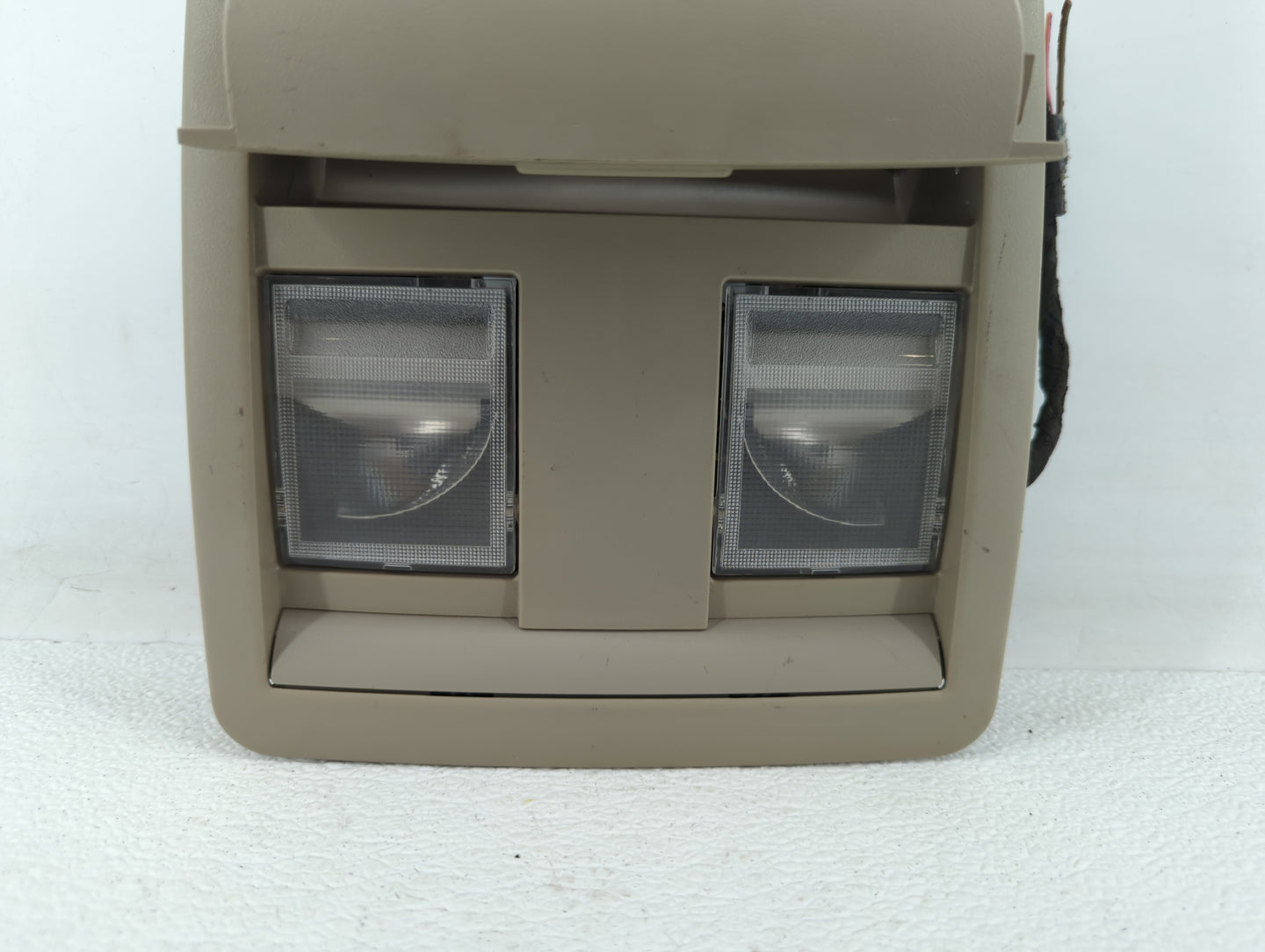 2007 Jeep Grand Cherokee Overhead Roof Console Grey - Oemusedautoparts1.com