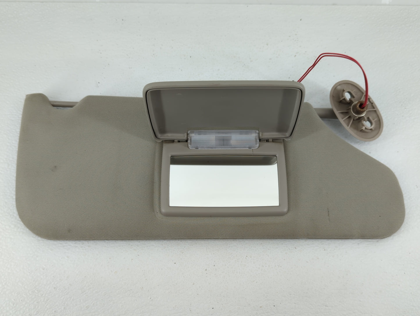 2005-2010 Jeep Grand Cherokee Sun Visor Shade Replacement Passenger Right Mirror Fits Fits 2005 2006 2007 2008 2009 2010 OEM