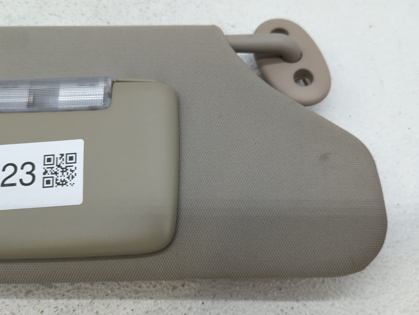 2005-2010 Jeep Grand Cherokee Sun Visor Shade Replacement Passenger Right Mirror Fits Fits 2005 2006 2007 2008 2009 2010 OEM