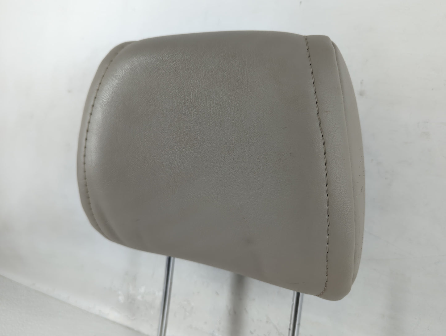 Jeep Grand Cherokee Headrest Head Rest Front Driver Passenger Seat Grey - Oemusedautoparts1.com