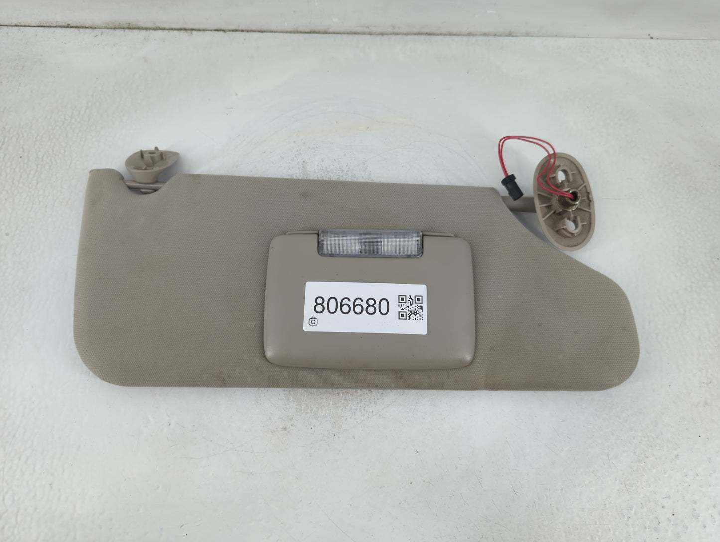 2005-2010 Jeep Grand Cherokee Sun Visor Shade Replacement Passenger Right Mirror Fits Fits 2005 2006 2007 2008 2009 2010 OEM