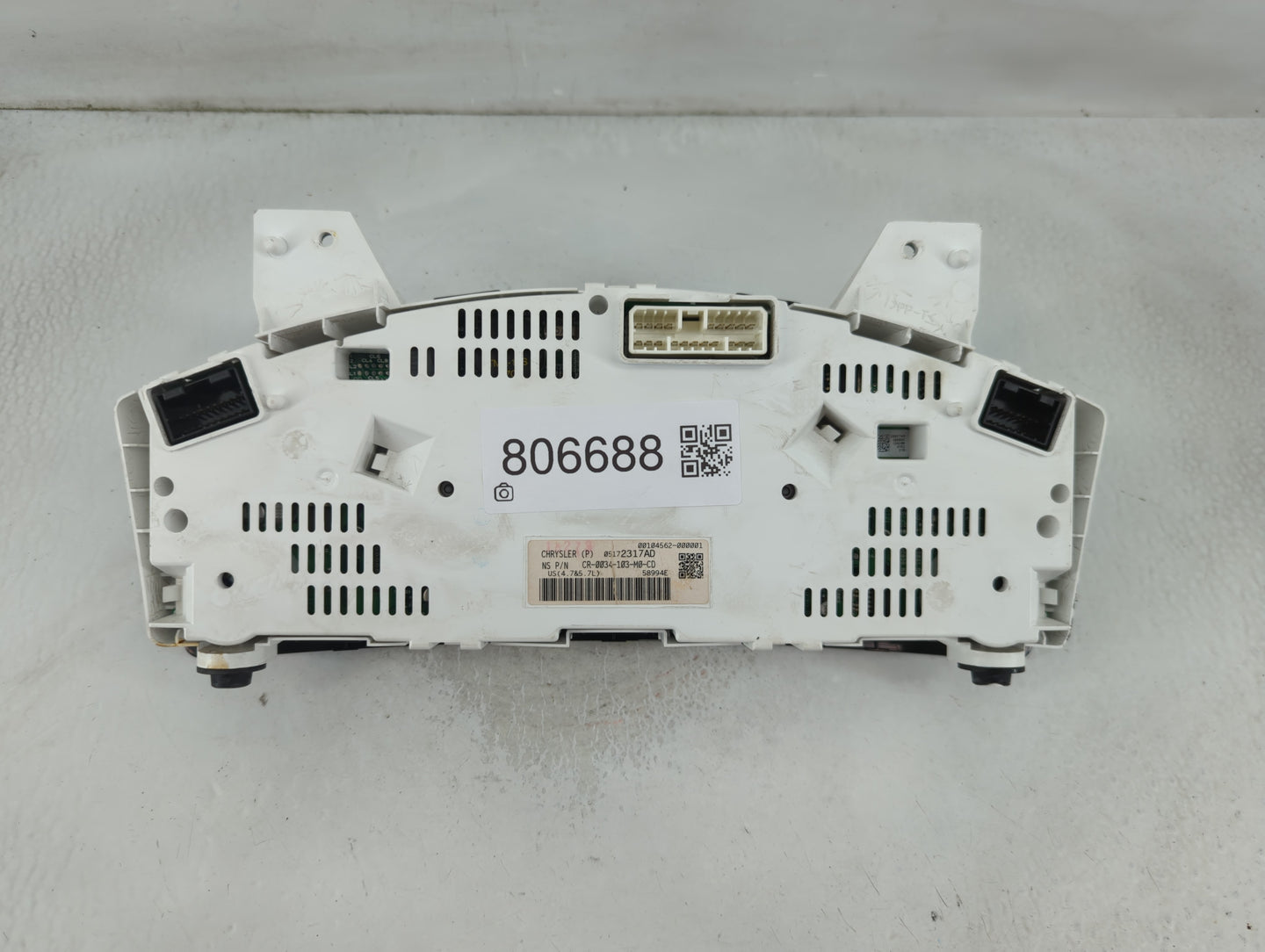 2007 Jeep Grand Cherokee Instrument Cluster Speedometer Gauges P/N:05172317AD Fits OEM Used Auto Parts - Oemusedautoparts1.c