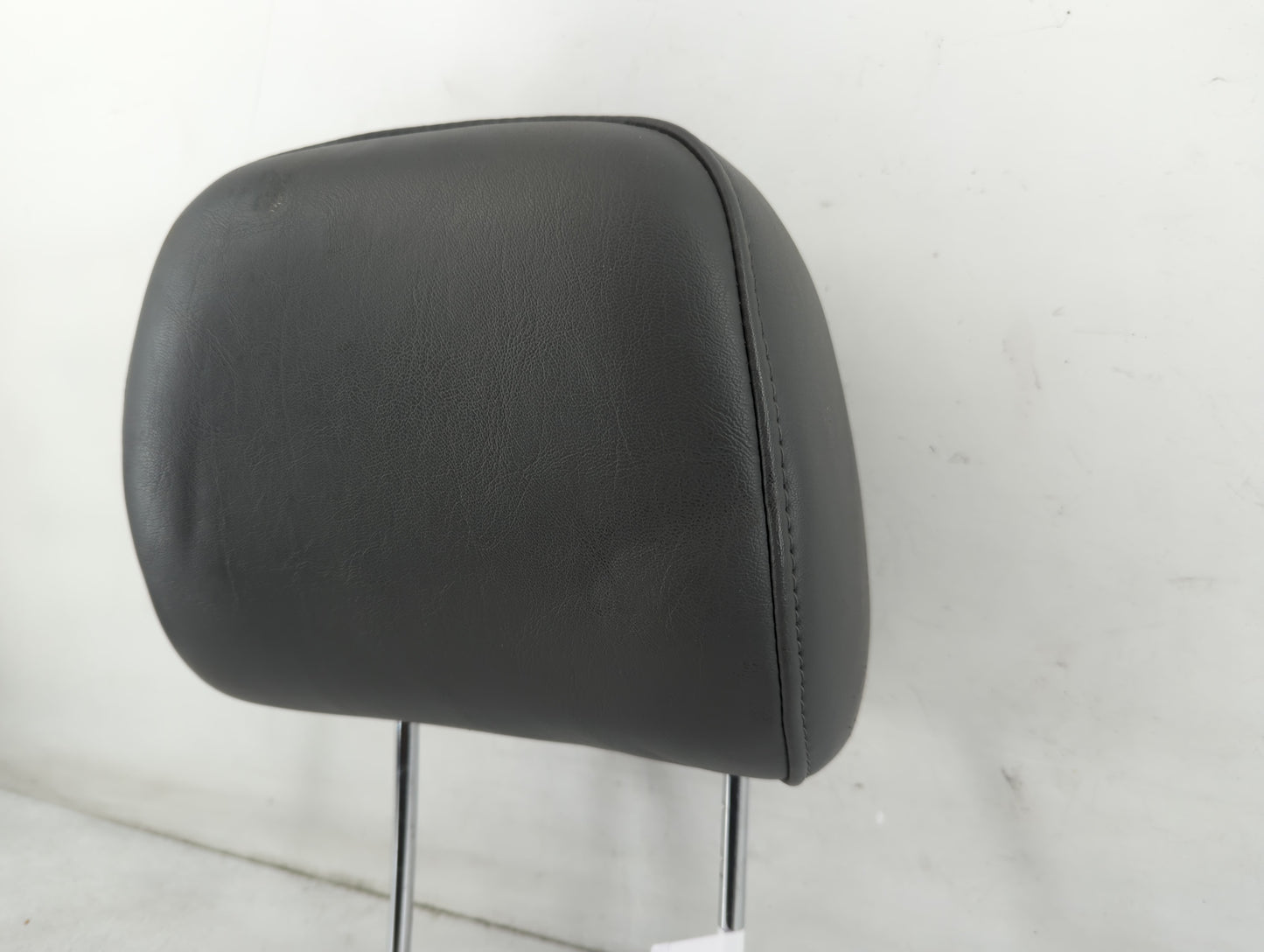 2005-2010 Jeep Grand Cherokee Headrest Head Rest Front Driver Passenger Seat Fits Fits 2005 2006 2007 2008 2009 2010 OEM Use