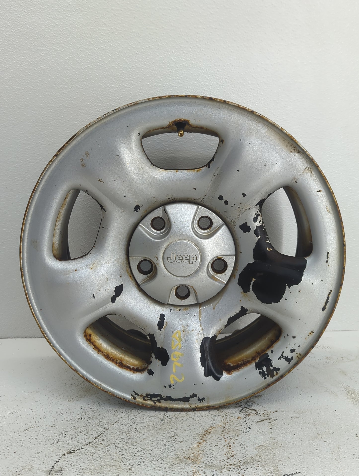 2002-2007 Jeep Liberty Oem Wheel Rim 1036672 - Oemusedautoparts1.com