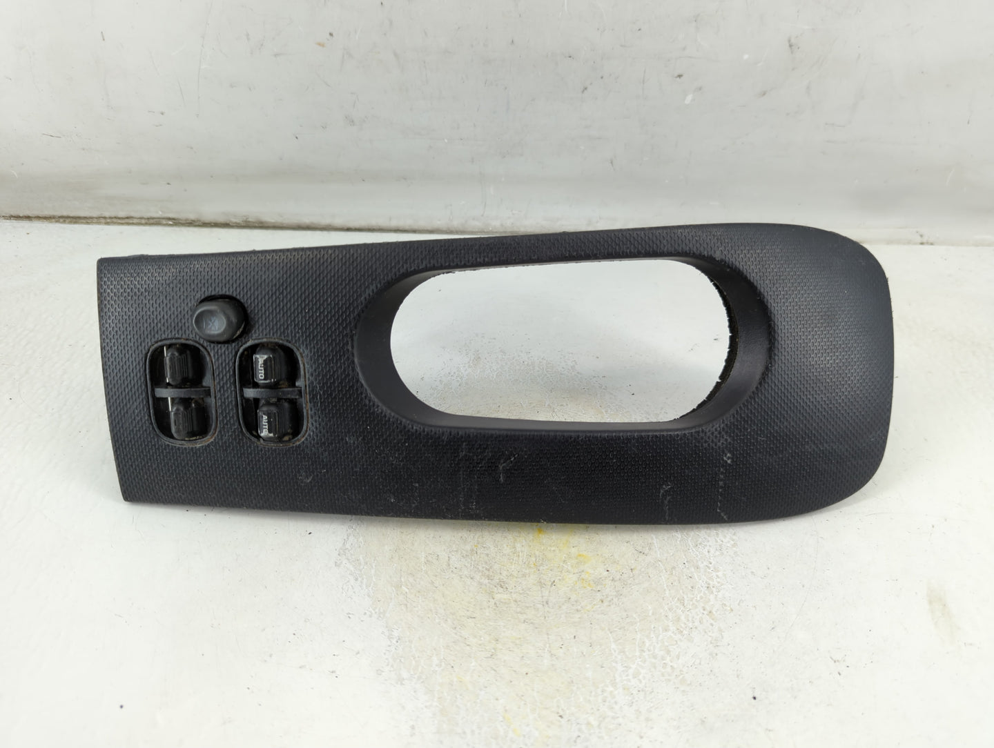 2004-2007 Jeep Liberty Master Power Window Switch Replacement Driver Side Left P/N:212676101 3666550 Fits Fits 2004 2005 200
