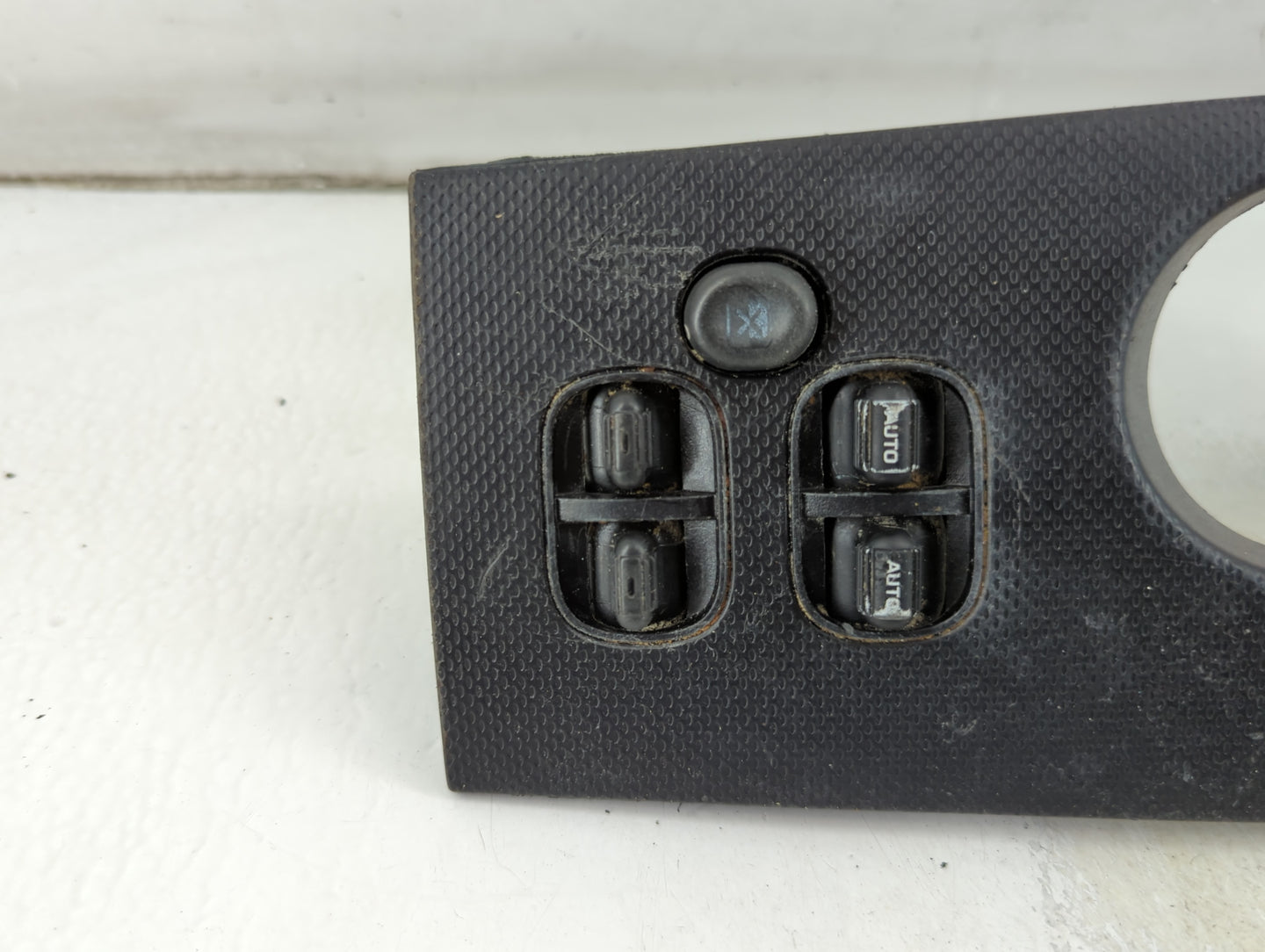 2004-2007 Jeep Liberty Master Power Window Switch Replacement Driver Side Left P/N:212676101 3666550 Fits Fits 2004 2005 200