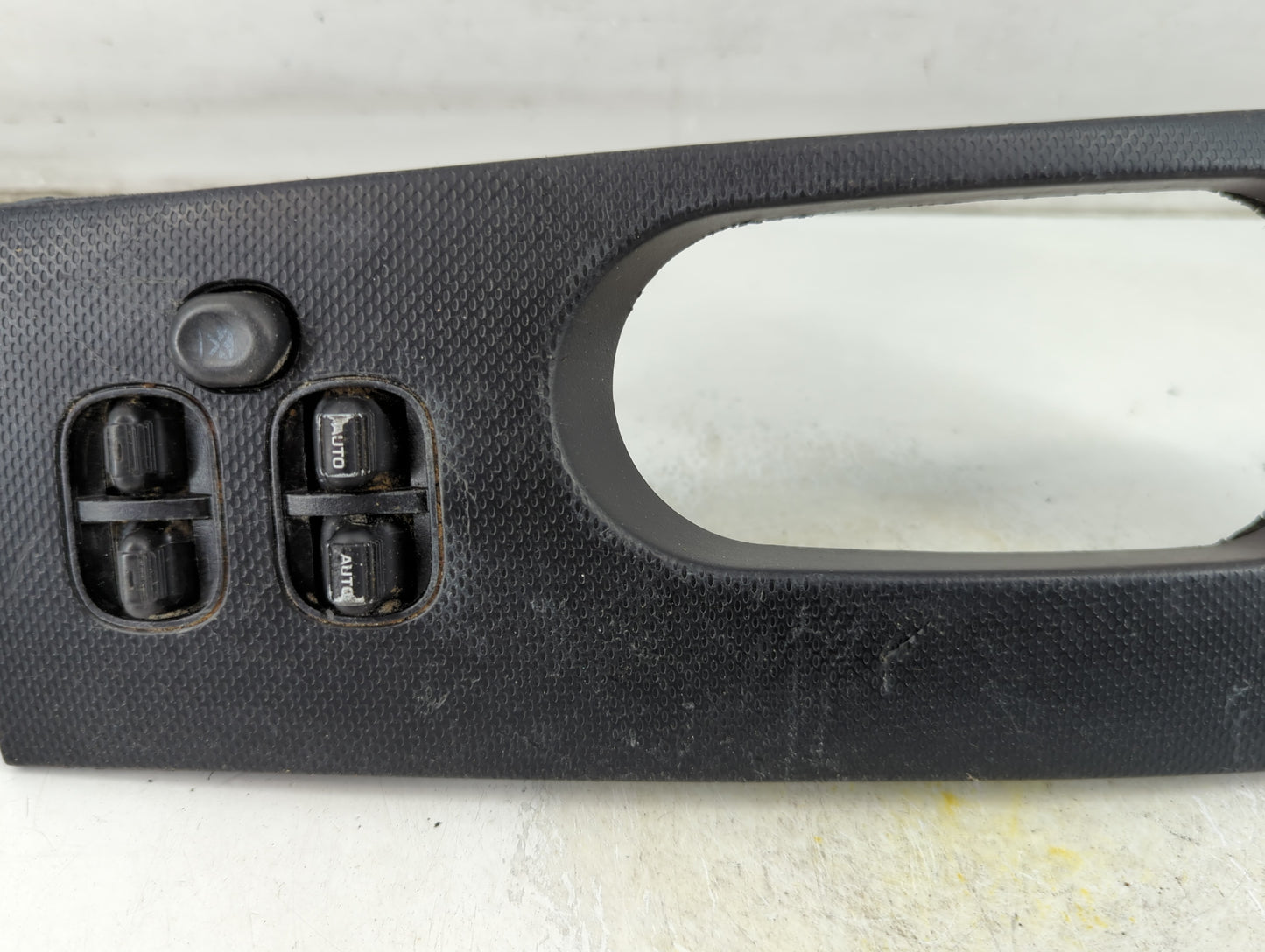 2004-2007 Jeep Liberty Master Power Window Switch Replacement Driver Side Left P/N:212676101 3666550 Fits Fits 2004 2005 200