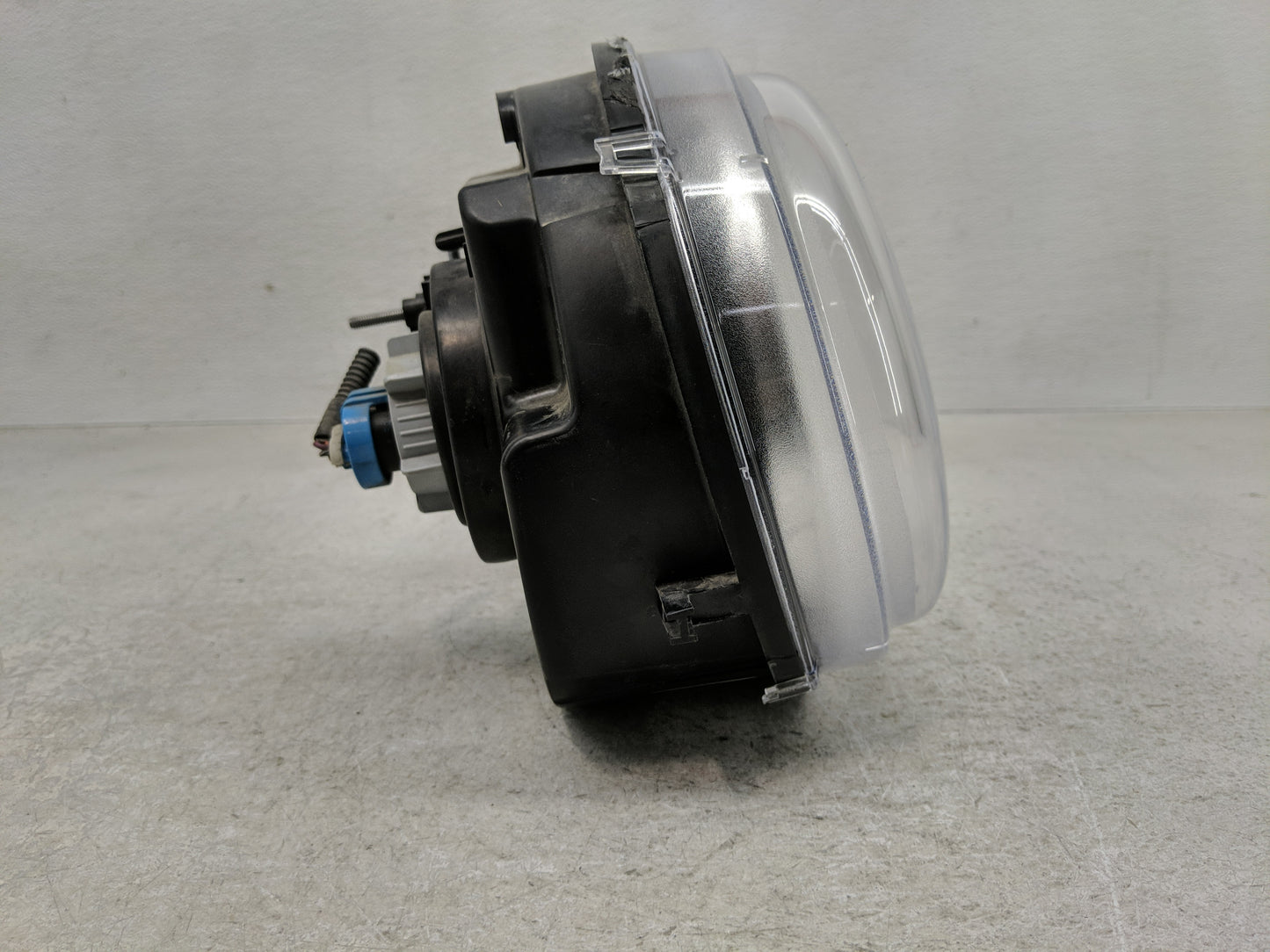 2006-2007 Jeep Liberty Passenger Right Oem Head Light Headlight Lamp - Oemusedautoparts1.com