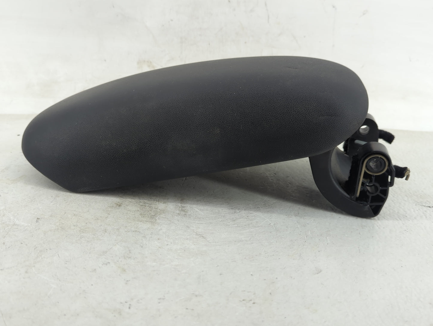 2007 Jeep Liberty Center Console Armrest Cover Lid Fits OEM Used Auto Parts - Oemusedautoparts1.com