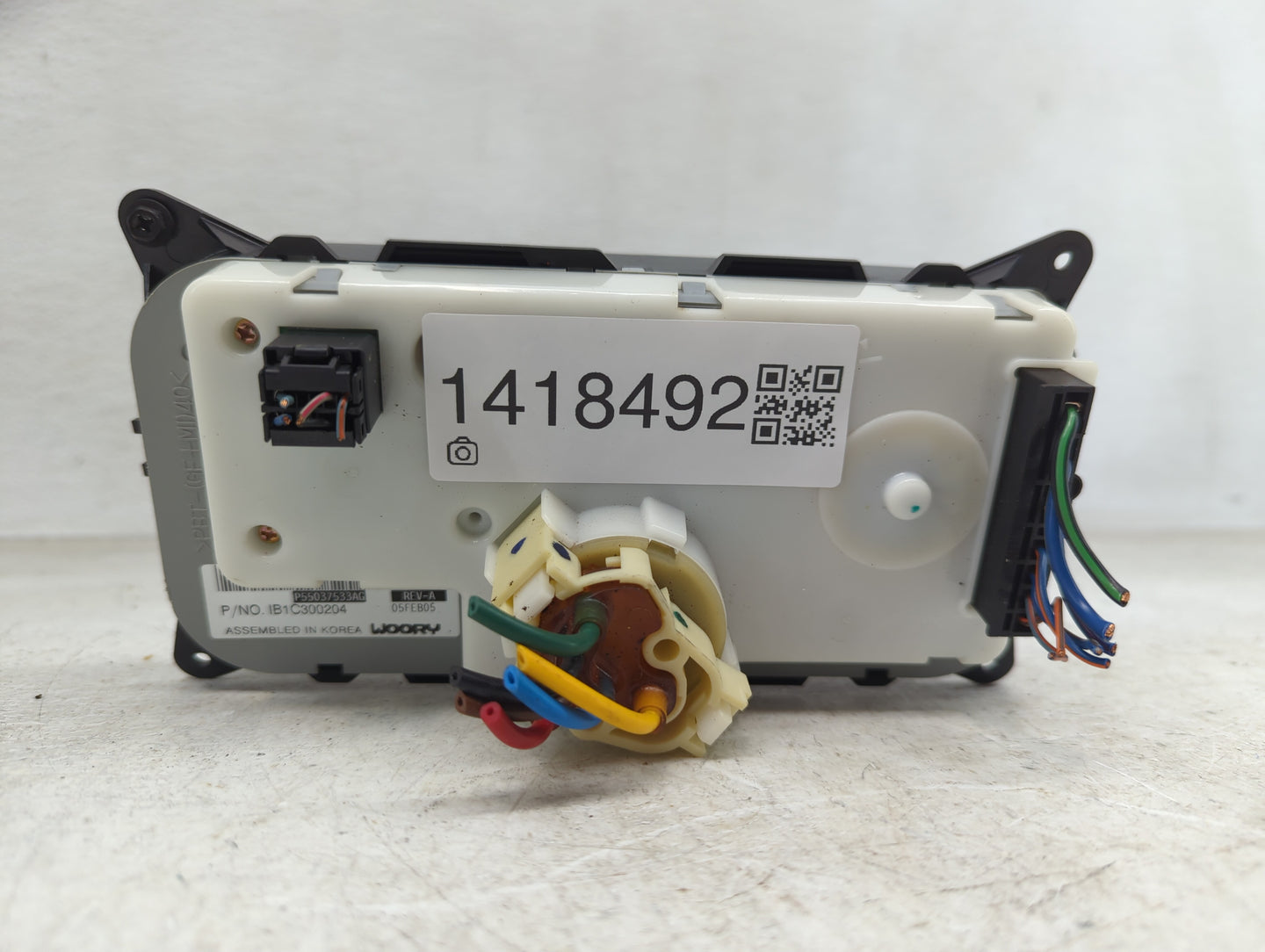 2004-2007 Jeep Liberty Climate Control Module Temperature AC/Heater Replacement P/N:P55037533AG Fits Fits 2004 2005 2006 200