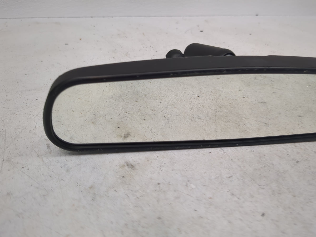 2007 Jeep Liberty Interior Rear View Mirror Replacement OEM P/N:E8 011681 E8 031681 Fits OEM Used Auto Parts - Oemusedautopa