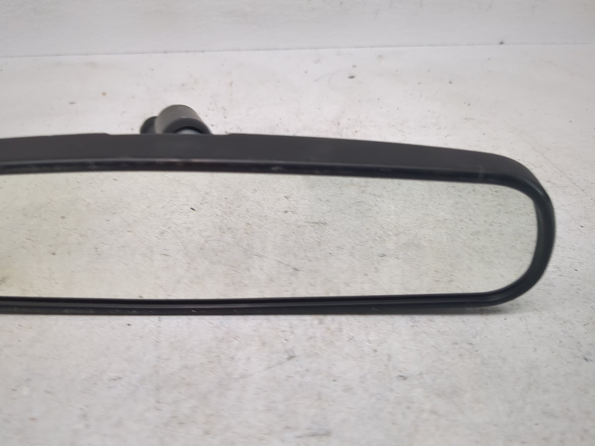 2007 Jeep Liberty Interior Rear View Mirror Replacement OEM P/N:E8 011681 E8 031681 Fits OEM Used Auto Parts - Oemusedautopa