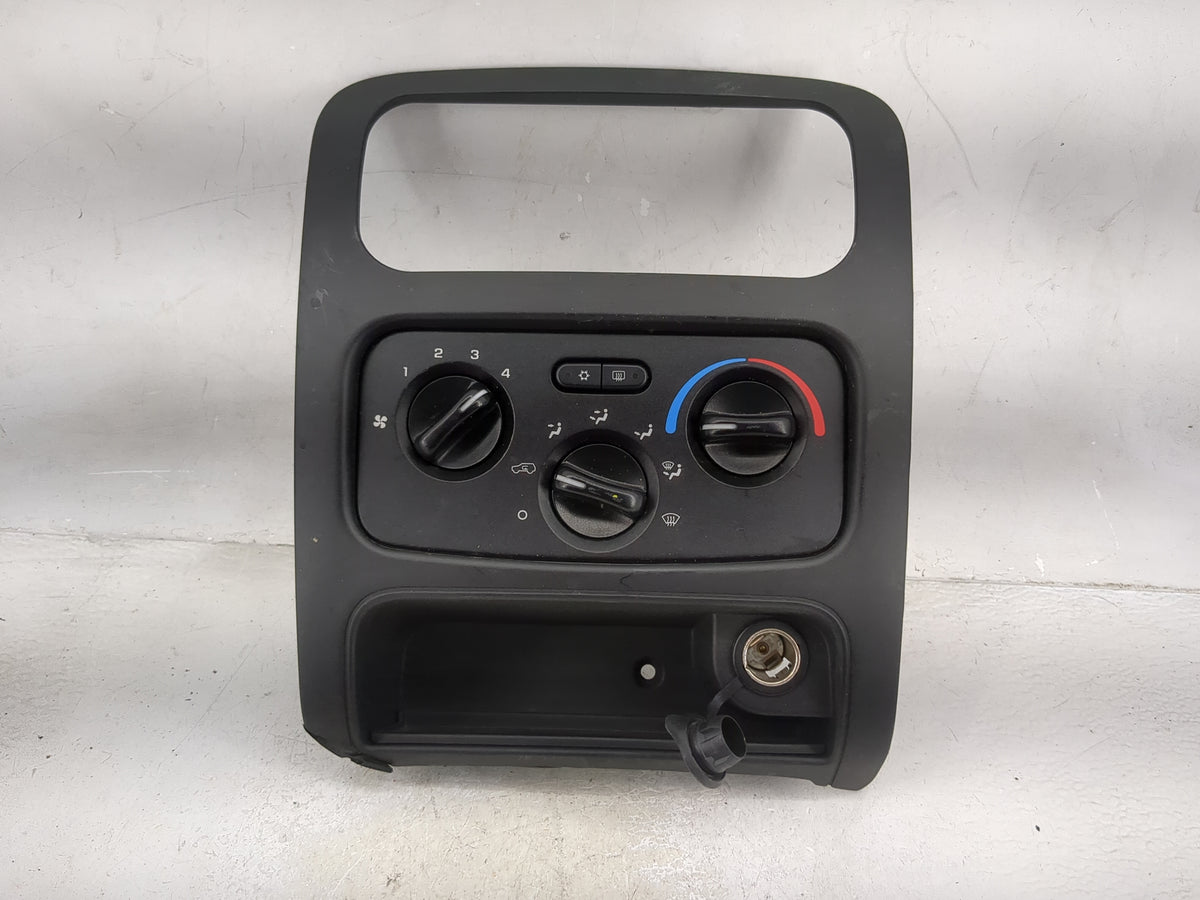 2004-2007 Jeep Liberty Climate Control Module Temperature AC/Heater Replacement P/N:P55037533AG IB1C300205 Fits OEM Used Aut