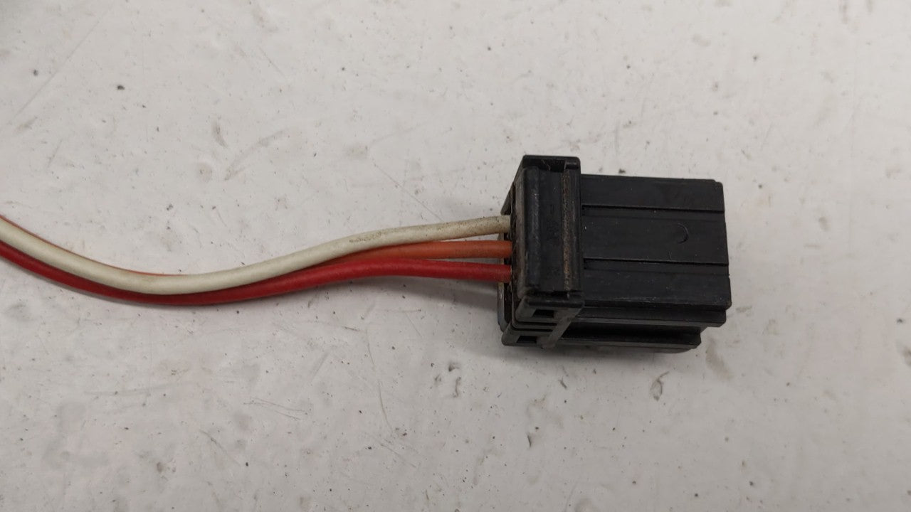 2002-2007 Jeep Liberty Passenger Side View Mirror - Right Door Mirror OEM Used - Oemusedautoparts1.com