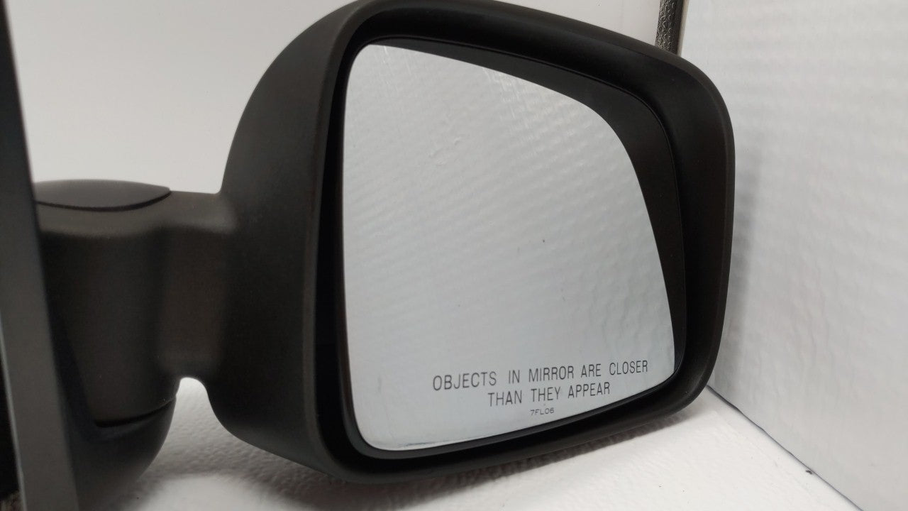 2002-2007 Jeep Liberty Passenger Side View Mirror - Right Door Mirror OEM Used - Oemusedautoparts1.com