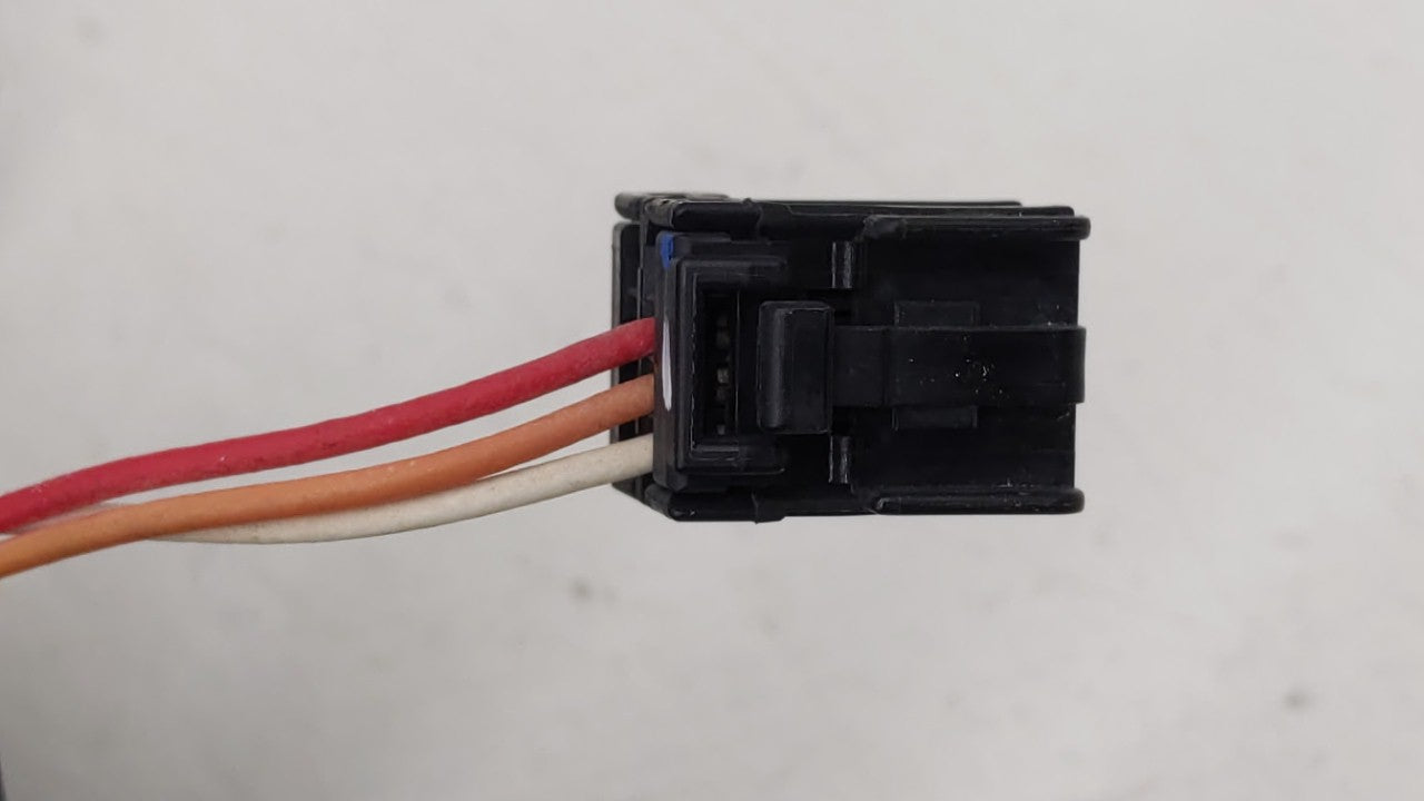 2002-2007 Jeep Liberty Driver Side View Mirror - Left Door Mirror OEM Used - Oemusedautoparts1.com