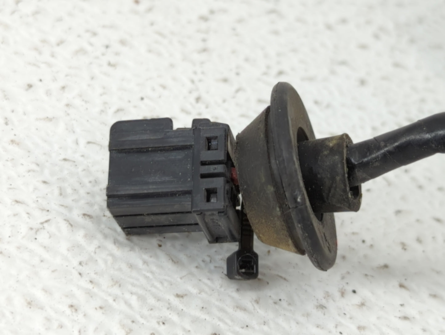 2002-2007 Jeep Liberty Passenger Side View Mirror - Right Door Mirror OEM Used - Oemusedautoparts1.com