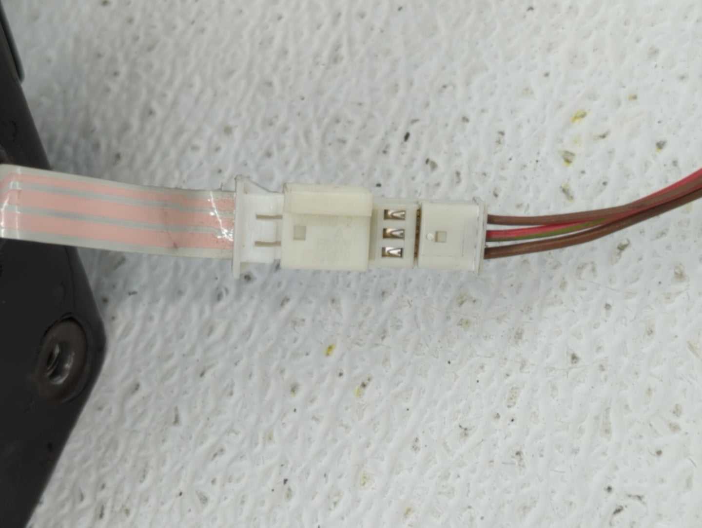 2002-2007 Jeep Liberty Passenger Side View Mirror - Right Door Mirror OEM Used - Oemusedautoparts1.com