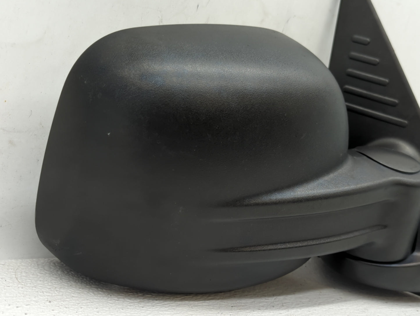 2002-2007 Jeep Liberty Passenger Side View Mirror - Right Door Mirror OEM Used - Oemusedautoparts1.com