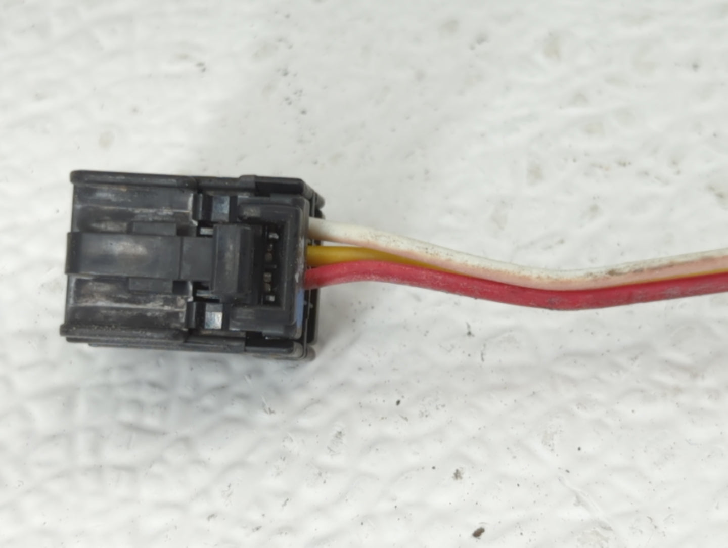 2002-2007 Jeep Liberty Driver Side View Mirror - Left Door Mirror OEM Used - Oemusedautoparts1.com