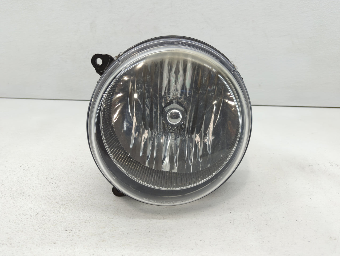 2005-2007 Jeep Liberty Driver Left Oem Head Light Headlight Lamp - Oemusedautoparts1.com