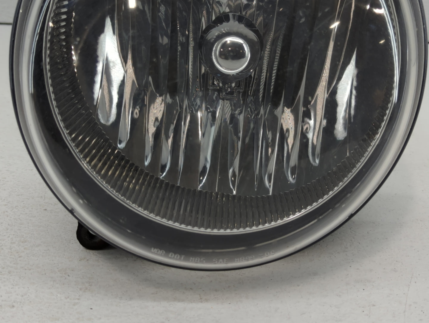 2005-2007 Jeep Liberty Driver Left Oem Head Light Headlight Lamp - Oemusedautoparts1.com