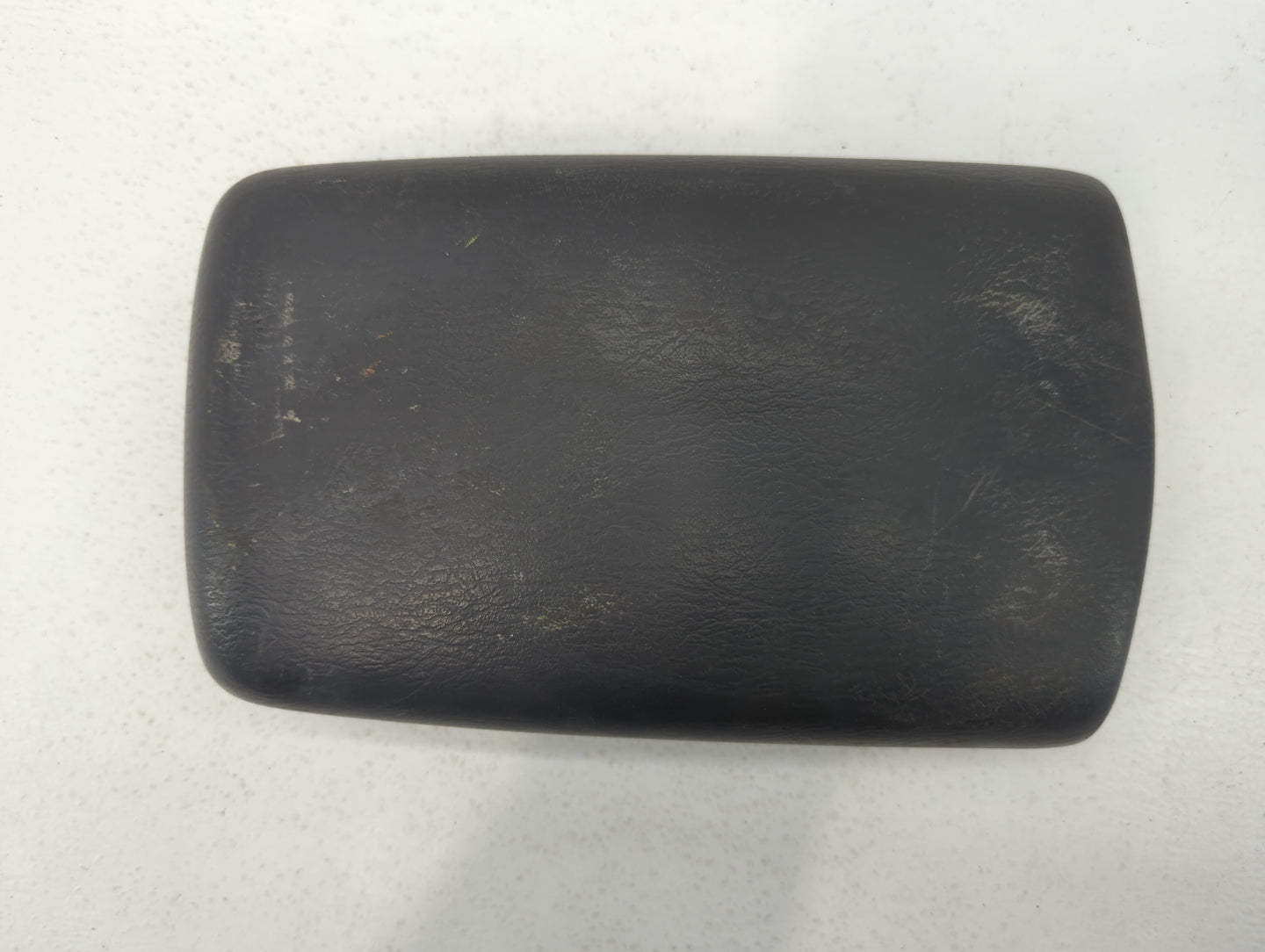2007 Jeep Liberty Center Console Armrest Cover Lid Black - Oemusedautoparts1.com
