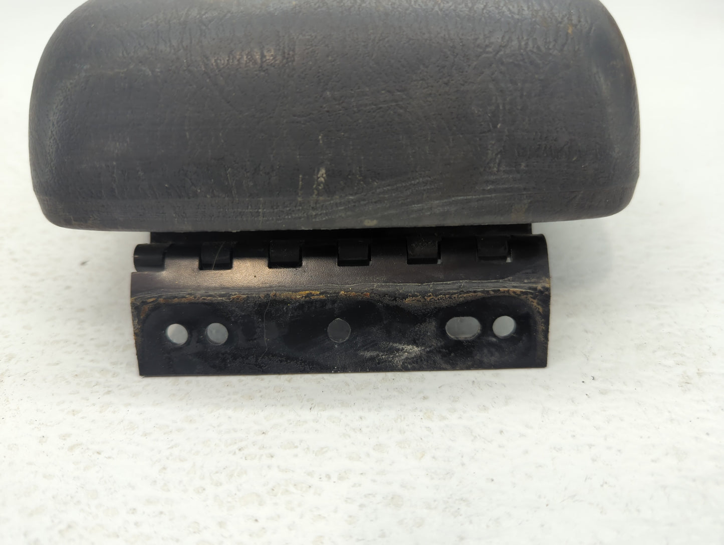 2007 Jeep Liberty Center Console Armrest Cover Lid Black - Oemusedautoparts1.com