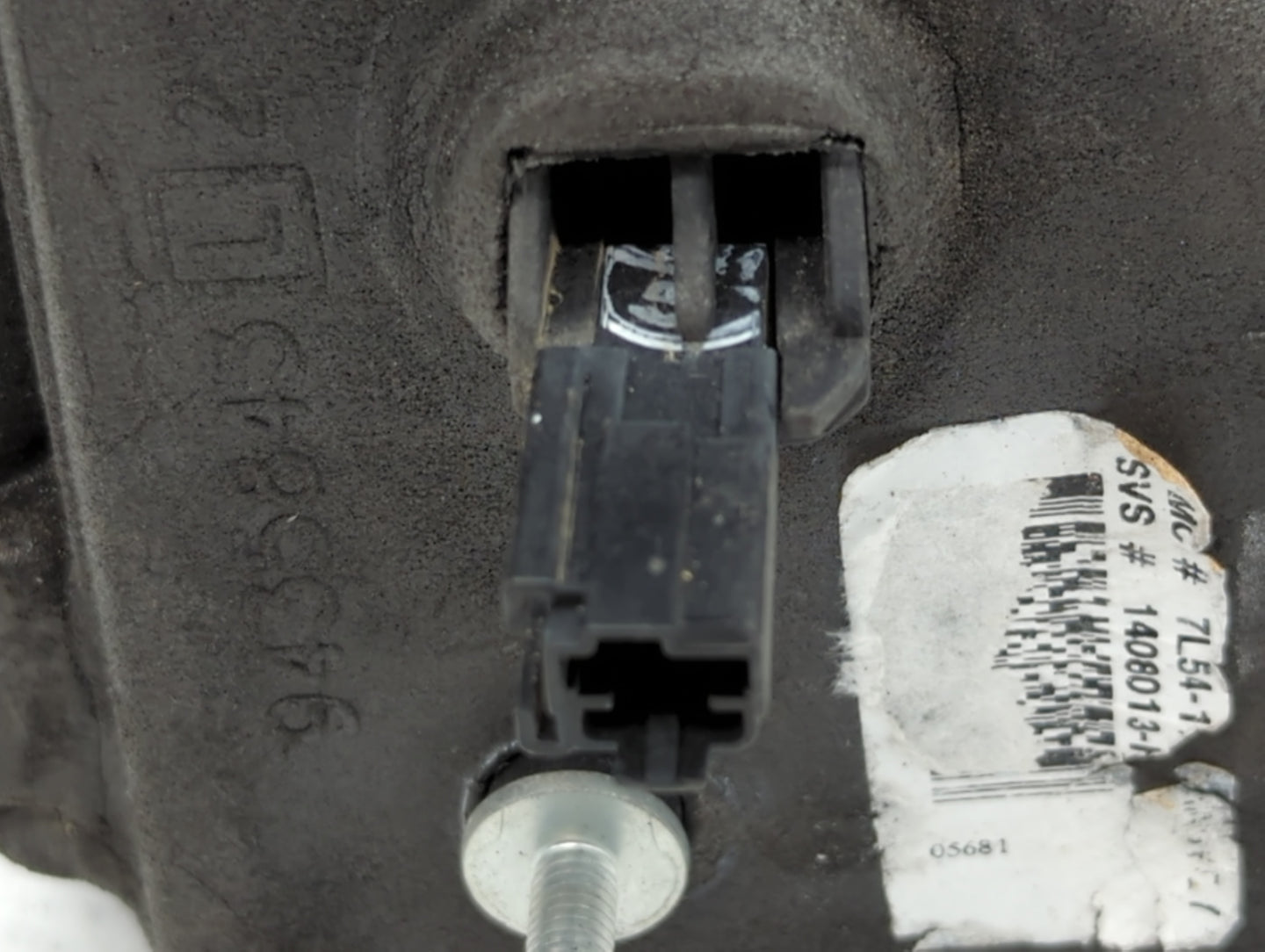 2002-2007 Jeep Liberty Driver Side View Mirror - Left Door Mirror OEM Used - Oemusedautoparts1.com