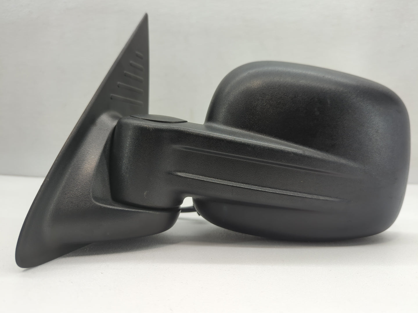 2002-2007 Jeep Liberty Driver Side View Mirror - Left Door Mirror OEM Used - Oemusedautoparts1.com