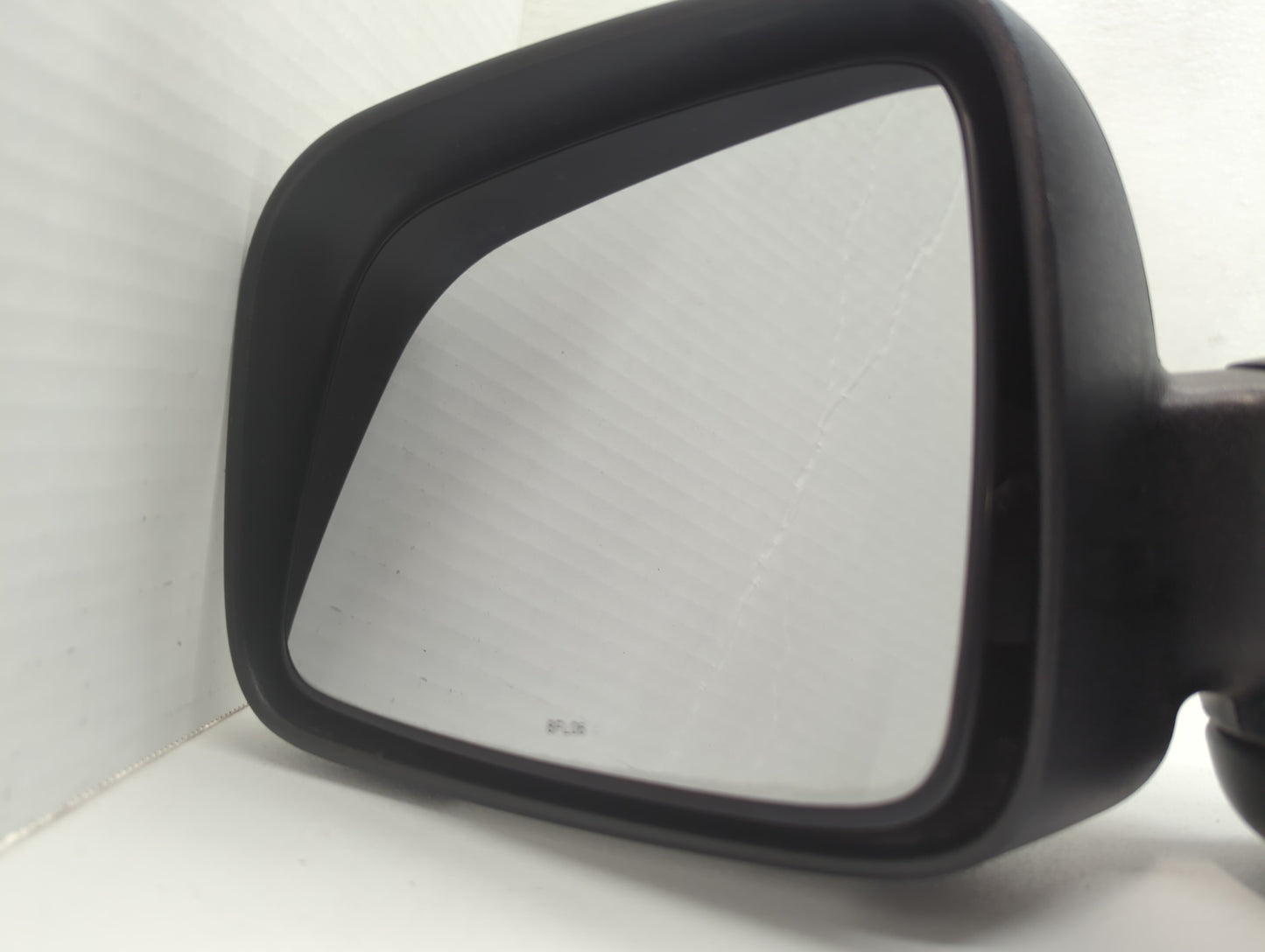 2002-2007 Jeep Liberty Driver Side View Mirror - Left Door Mirror OEM Used - Oemusedautoparts1.com