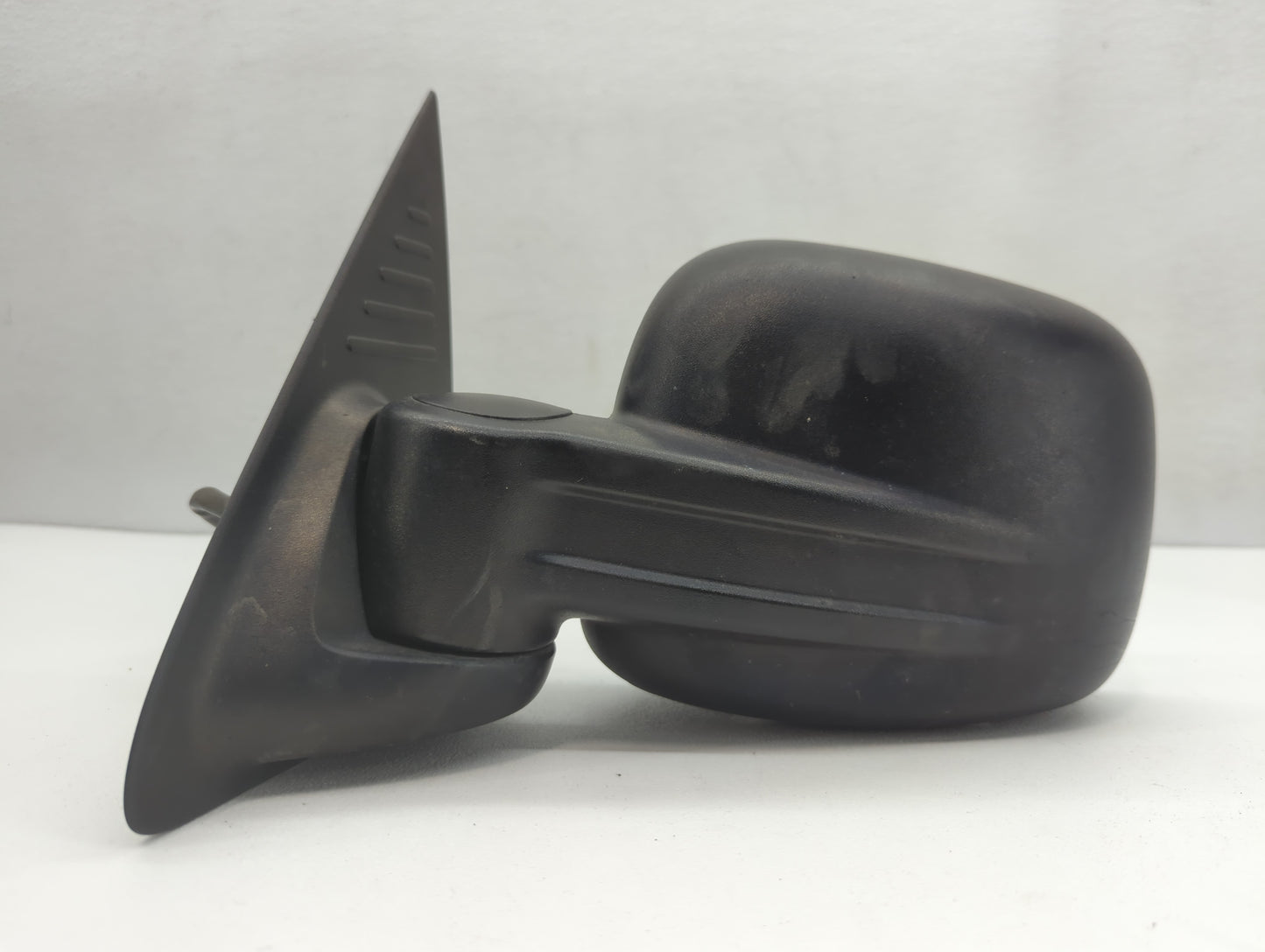 2002-2007 Jeep Liberty Driver Left Side View Manual Door Mirror Black - Oemusedautoparts1.com