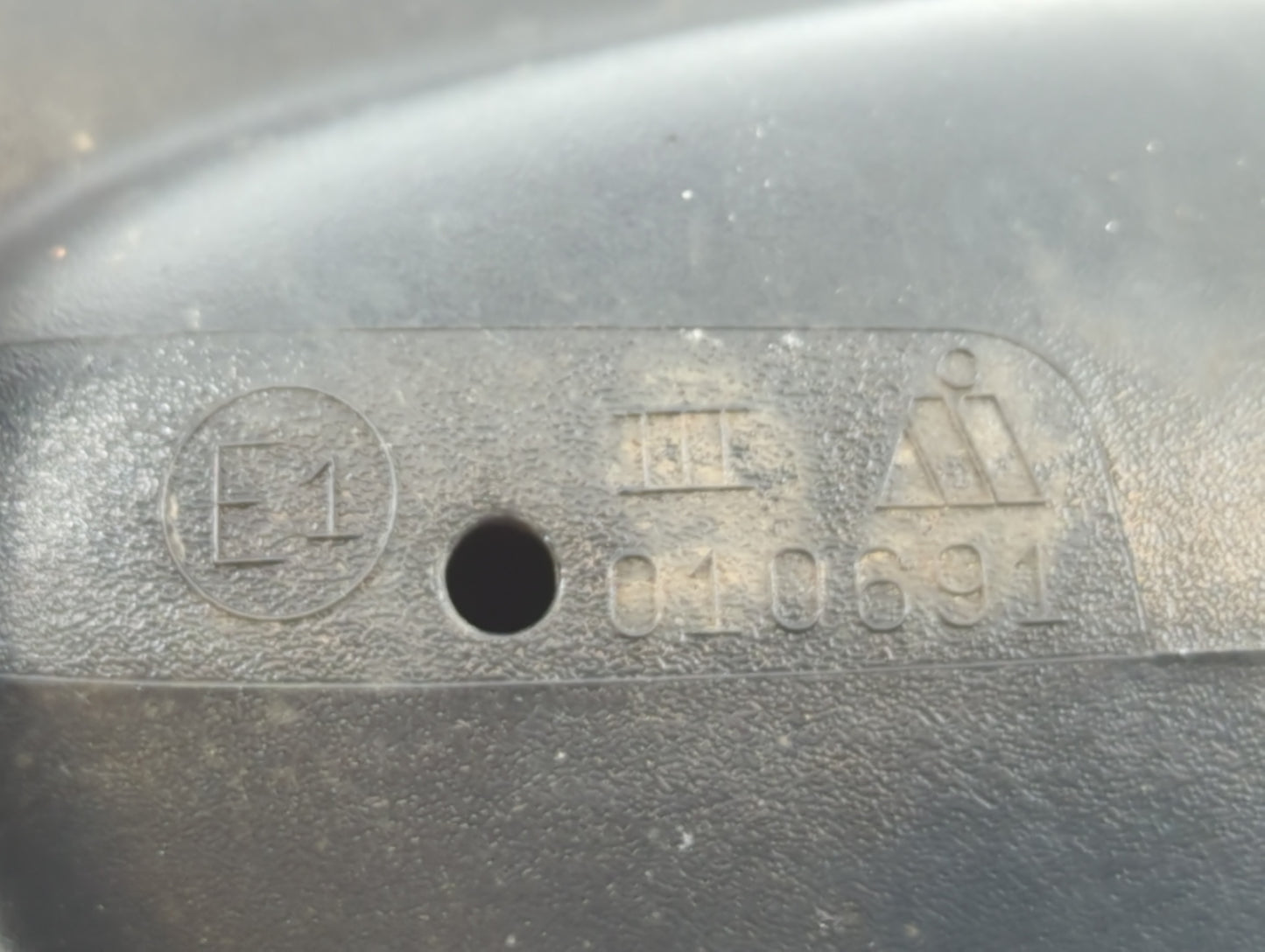 2002-2007 Jeep Liberty Driver Side View Mirror - Left Door Mirror OEM Used - Oemusedautoparts1.com