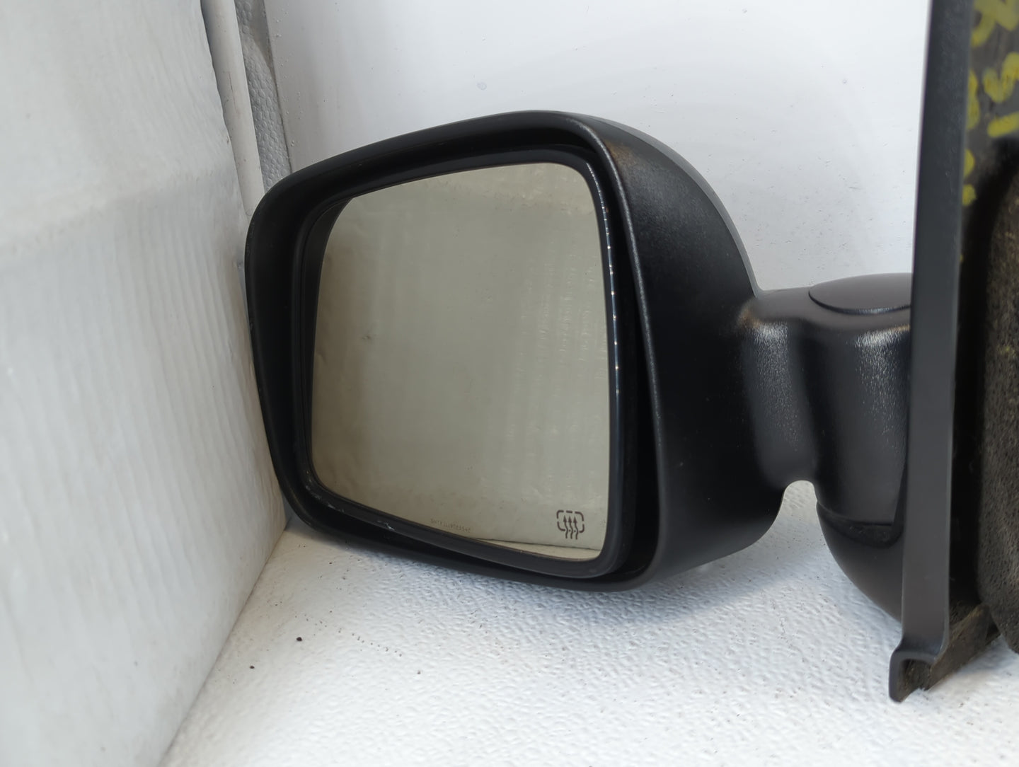 2002-2007 Jeep Liberty Driver Side View Mirror - Left Door Mirror OEM Used - Oemusedautoparts1.com