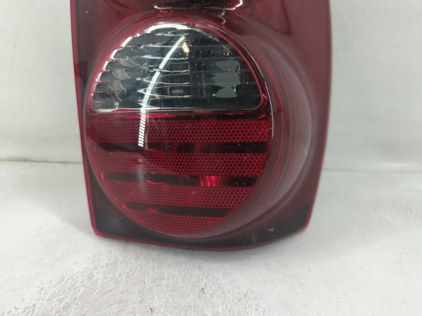 2005-2007 Jeep Liberty Tail Light Assembly Passenger Right OEM Fits Fits 2005 2006 2007 OEM Used Auto Parts - Oemusedautopar