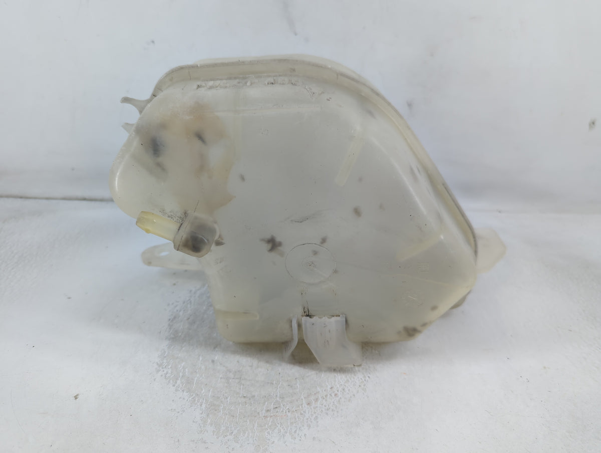 2002-2007 Jeep Liberty Radiator Coolant Overflow Expansion Tank Bottle - Oemusedautoparts1.com