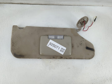 2004-2007 Jeep Liberty Sun Visor Shade Replacement Passenger Right Mirror Fits Fits 2004 2005 2006 2007 OEM Used Auto Parts