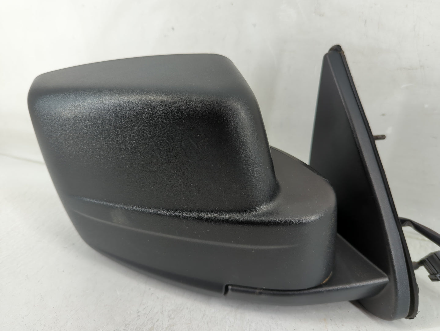2007-2017 Jeep Patriot Passenger Side View Mirror - Right Door Mirror OEM Used - Oemusedautoparts1.com
