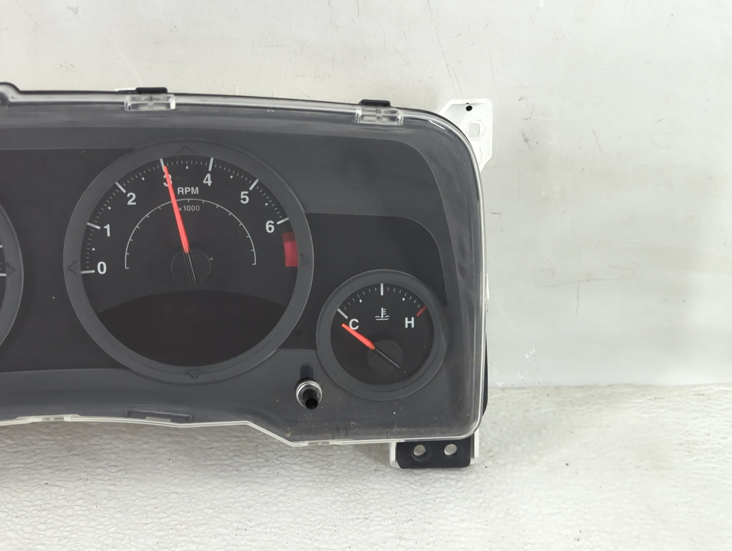 2007 Jeep Patriot Instrument Cluster Speedometer Gauges P/N:05107006AF Fits OEM Used Auto Parts - Oemusedautoparts1.com
