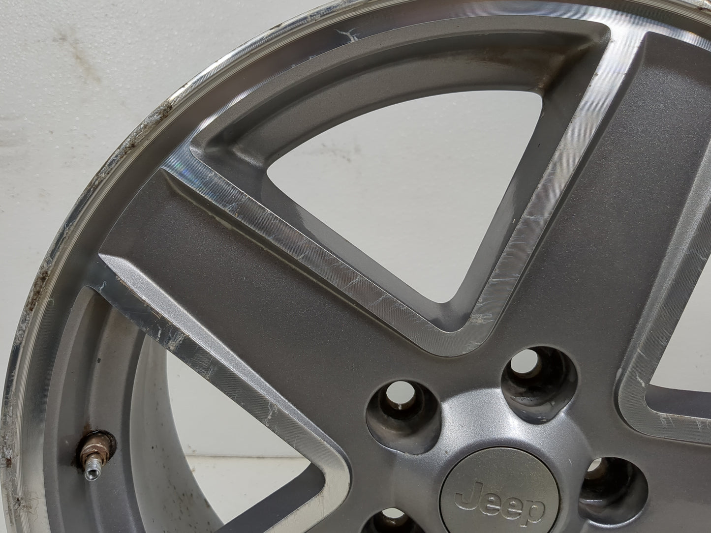 2007-2010 Jeep Patriot Oem Wheel Rim 1401706 - Oemusedautoparts1.com