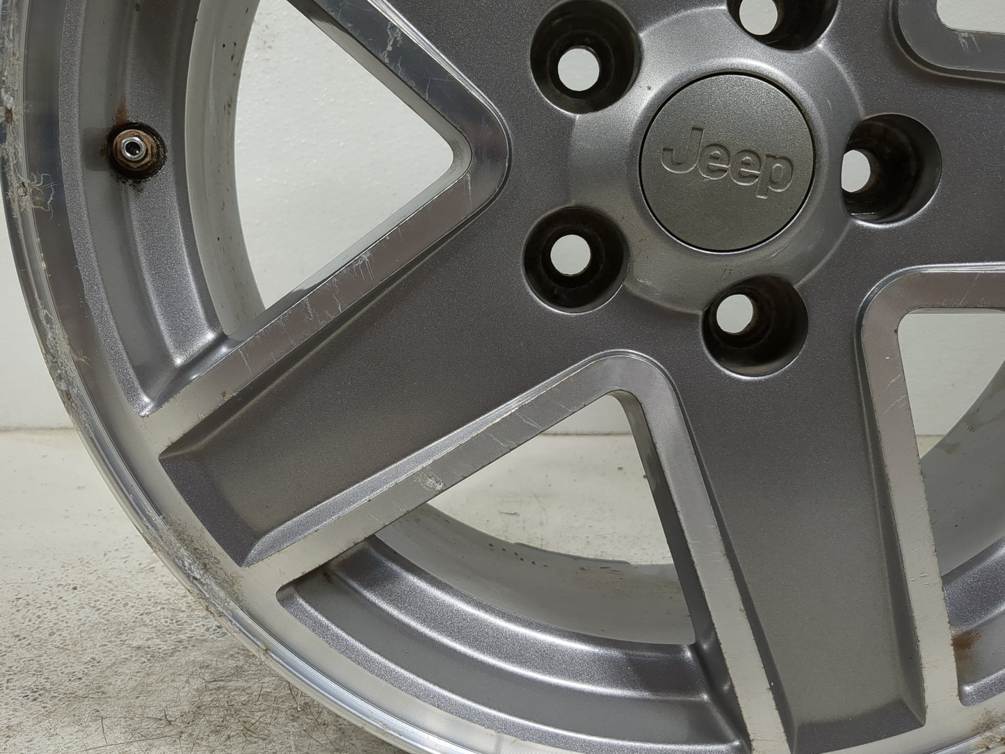 2007-2010 Jeep Patriot Oem Wheel Rim 1401706 - Oemusedautoparts1.com