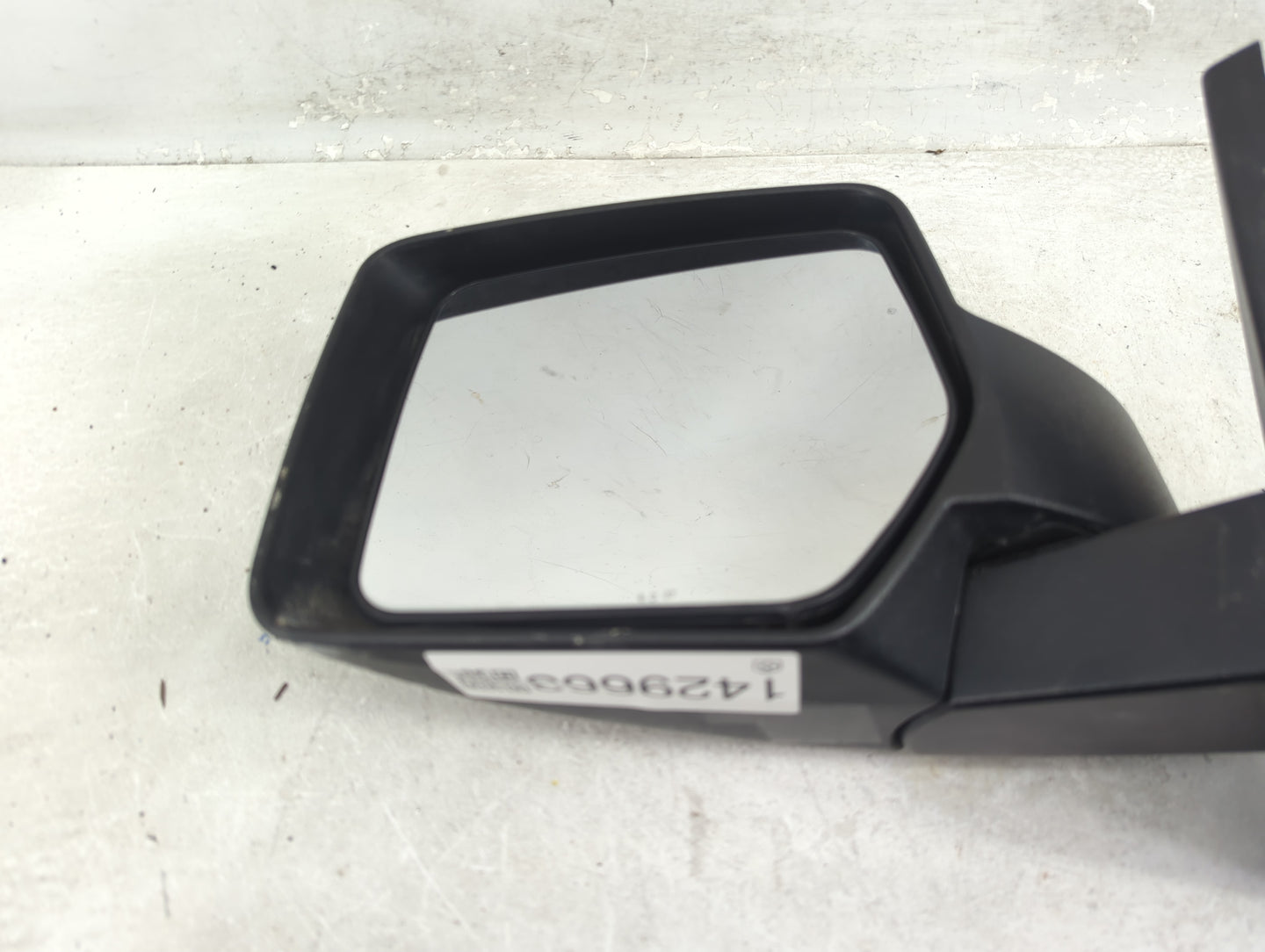 2007-2012 Jeep Patriot Driver Side View Mirror - Left Door Mirror OEM Used - Oemusedautoparts1.com